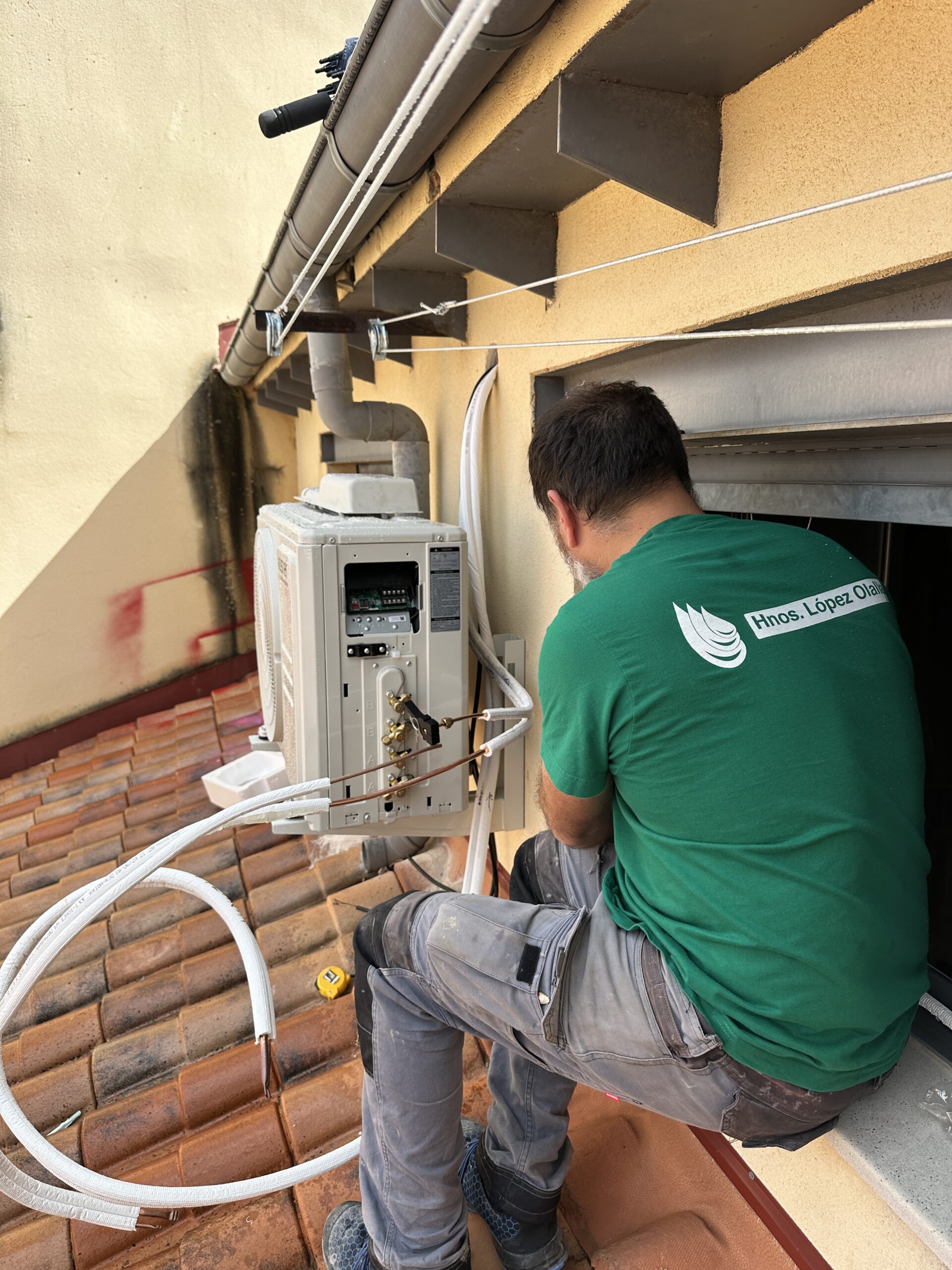 Preparando el circuito de gas en aire acondicionado